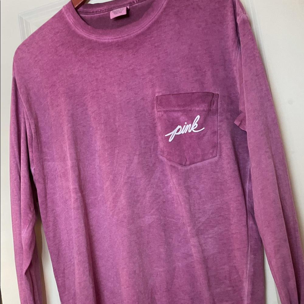 NWOT VS PINK Long Sleeve Distressed Logo Tee XS